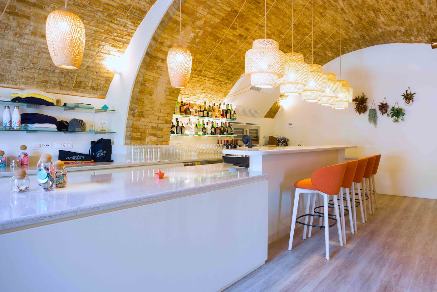 Bistrot Brezza fish & chill 02 - Michele Panza Architetto